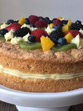 Cargar imagen en el visor de la galería, Fruit Cake
