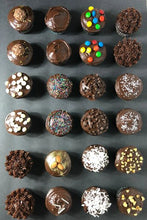 Load image into Gallery viewer, Chocolate Cupcakes - 12 units
