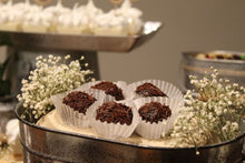 Load image into Gallery viewer, Chocolate Cake Balls - 30 units
